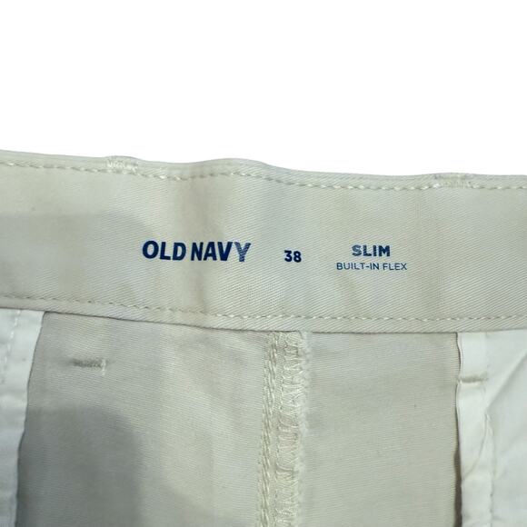 Old Navy Mens NEW stone slim built-in flex shorts 38 - Picture 2 of 5